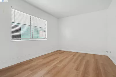 1110 Buena Vista, Alameda, CA 94501 - Photo 5