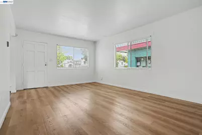 1110 Buena Vista, Alameda, CA 94501 - Photo 11