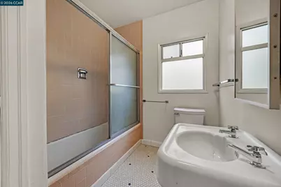 616 Curtis St, Albany, CA 94706 - Photo 21