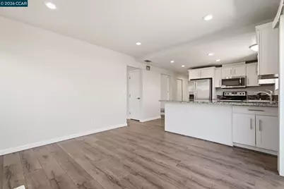 908 Francisco  Dr, Suisun City, CA 94585 - Photo 15
