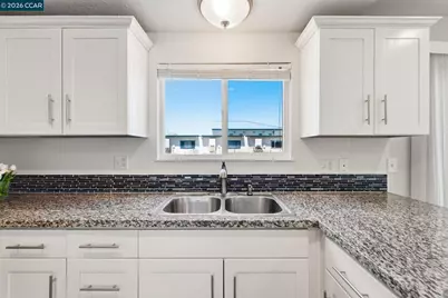 908 Francisco  Dr, Suisun City, CA 94585 - Photo 19