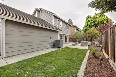 323 Sandstone Dr, Fremont, CA 94536 - Photo 27