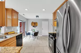 323 Sandstone Dr, Fremont, CA 94536 - Photo 9
