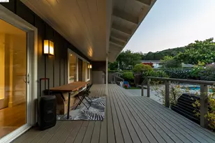 127 Peacock Dr, San Rafael, CA 94901 - Photo 31