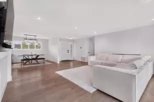 127 Peacock Dr, San Rafael, CA 94901 - Photo 9