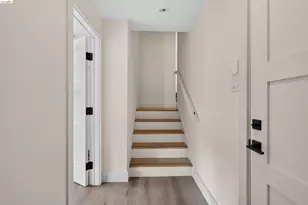 127 Peacock Dr, San Rafael, CA 94901 - Photo 15