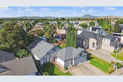1749 Domaine Way, Oakley, CA 94561 - Photo 33