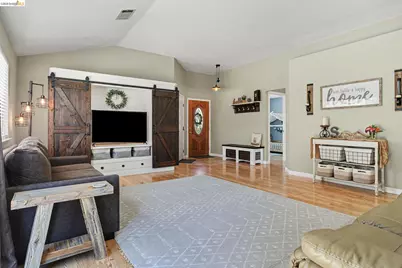 1749 Domaine Way, Oakley, CA 94561 - Photo 19