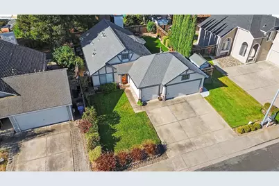 1749 Domaine Way, Oakley, CA 94561 - Photo 35