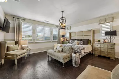 8586 Pinehollow Cir, Discovery Bay, CA 94505 - Photo 27