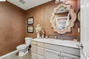 8586 Pinehollow Cir, Discovery Bay, CA 94505 - Photo 15