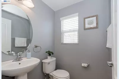 668 Grand Ter, Hayward, CA 94541 - Photo 13