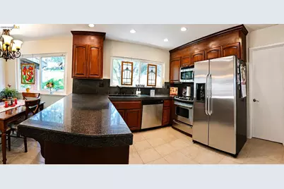 216 Boulder Dr, Antioch, CA 94509 - Photo 7