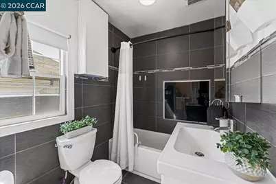 1538 Russell St, Berkeley, CA 94703 - Photo 25