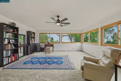104 Gill Way, Benicia, CA 94510 - Photo 33