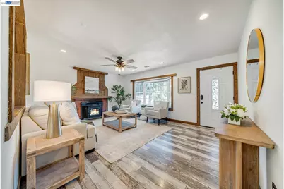 5405 Farina Ln, Fremont, CA 94538 - Photo 5
