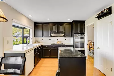 2321 Ascot Pkwy, Vallejo, CA 94591 - Photo 23