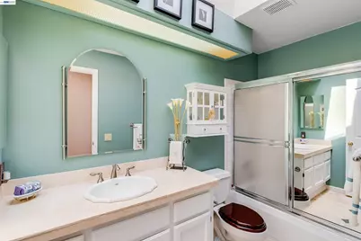 2321 Ascot Pkwy, Vallejo, CA 94591 - Photo 45