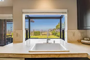2321 Ascot Pkwy, Vallejo, CA 94591 - Photo 25