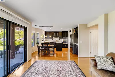 2321 Ascot Pkwy, Vallejo, CA 94591 - Photo 19