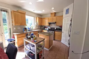1036 Suncrest Ct, Richmond, CA 94806 - Photo 7