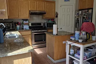 1036 Suncrest Ct, Richmond, CA 94806 - Photo 9