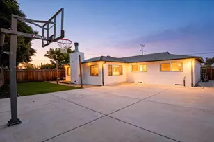 586 Bluefield Ln, Hayward, CA 94541 - Photo 49