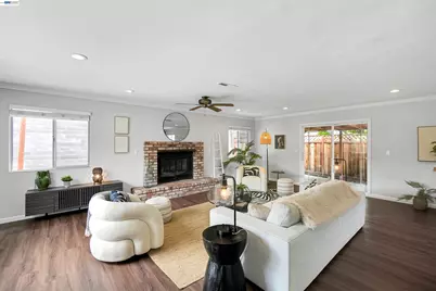 586 Bluefield Ln, Hayward, CA 94541 - Photo 13