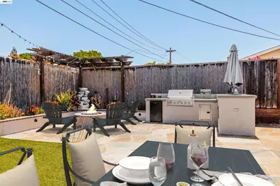 4601 Wilson Ln, Concord, CA 94521 - Photo 17