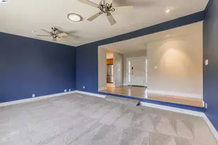 4601 Wilson Ln, Concord, CA 94521 - Photo 19
