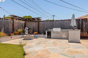 4601 Wilson Ln, Concord, CA 94521 - Photo 43