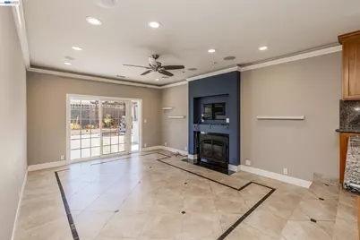 4601 Wilson Ln, Concord, CA 94521 - Photo 25