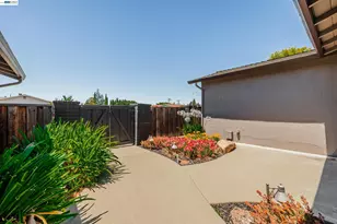 4601 Wilson Ln, Concord, CA 94521 - Photo 5