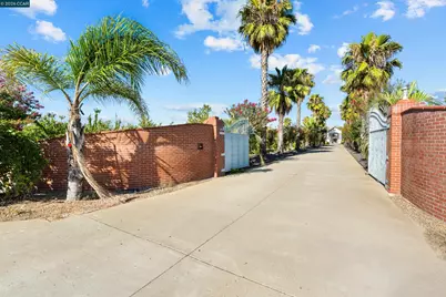 12732 West Ln, Lodi, CA 95240 - Photo 11
