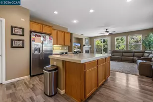 1117 Van Gogh Ln, Patterson, CA 95363 - Photo 17