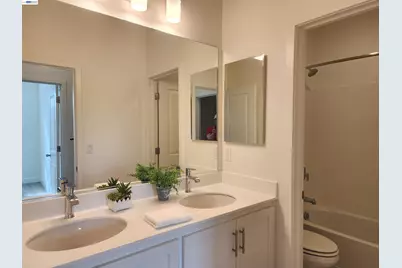 417 Mystic Ln, Pittsburg, CA 94565 - Photo 7