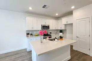 417 Mystic Ln, Pittsburg, CA 94565 - Photo 3