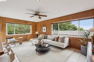 21 Orinda Vista Dr, Oakland, CA 94605 - Photo 25