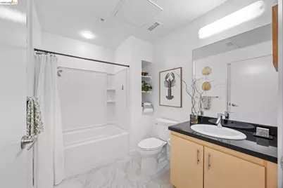 311 2nd St #714, Oakland, CA 94607 - Photo 13