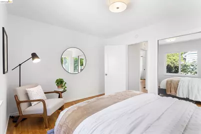 4436 Hyacinth Ave, Oakland, CA 94619 - Photo 23