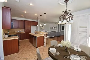 5548 Cortina Ln, Stockton, CA 95219 - Photo 7