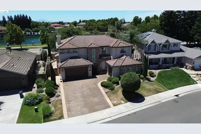 5548 Cortina Ln, Stockton, CA 95219 - Photo 1