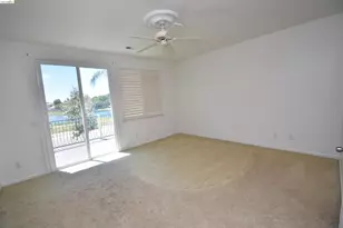 5548 Cortina Ln, Stockton, CA 95219 - Photo 31