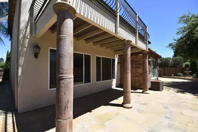 5548 Cortina Ln, Stockton, CA 95219 - Photo 3