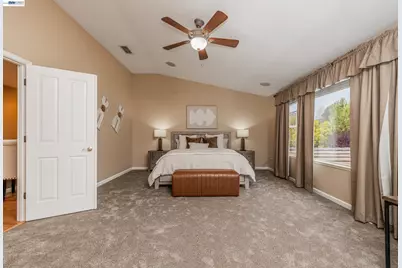 4166 Mystic View Ct, Hayward, CA 94542 - Photo 25