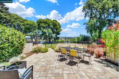 908 Marina Dr, Napa, CA 94559 - Photo 61