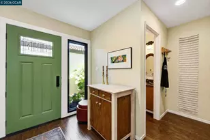 908 Marina Dr, Napa, CA 94559 - Photo 9