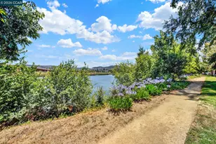 908 Marina Dr, Napa, CA 94559 - Photo 85