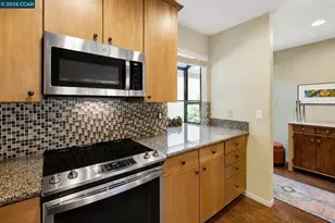 908 Marina Dr, Napa, CA 94559 - Photo 17