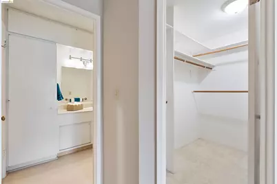 8 Captain Drive #E356, Emeryville, CA 94608 - Photo 15
